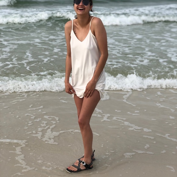 Meet your Posher, Sierra - Picture 5 of 13